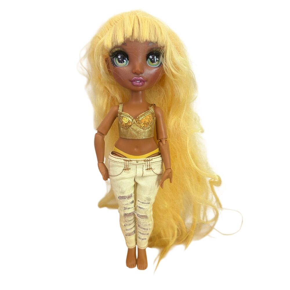 Rainbow High Sunny Madison Doll – Series 1 – Bright Yellow Hair – Fashion Doll